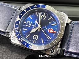 Bell &amp; Ross 柏萊士 Instruments 系列 BR03-93 GMT BLUE 鈦金屬 <font color="#0582f5">太陽紋藍面 藍灰圈 雙向旋轉陽極氧化鋁錶圈</font><font color="#FF0000">&nbsp;2026年保卡 </font>自動上鏈<font color="#FF0000">&nbsp;</font>42mm