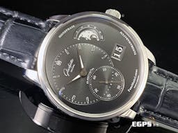 Glashutte Original 格拉蘇蒂 Pano Matic Lunar 偏心系列 1-90-02-43-32-62 <font color=#ADADAD>灰色面盤</font> 月相盈虧 大日期窗 小秒針 不鏽鋼 <font color=#ff0000>德國腕錶工藝 招牌雙鵝頸、3/4夾板、偏心面盤 2023年保單</font> 自動上鍊 40mm