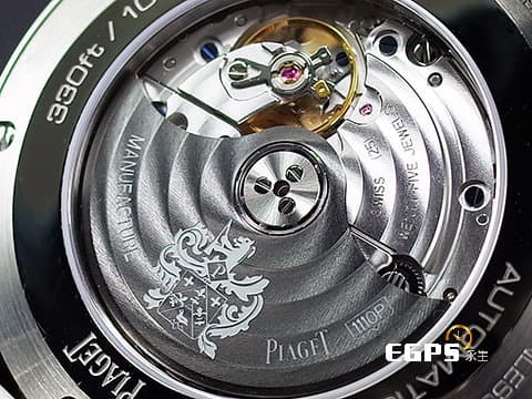 PIAGET 伯爵 Piaget Polo Date G0A41002 不鏽鋼材質 2023年保單 藍色雕紋面盤 自動上鍊 百搭易襯、標誌性的枕形錶殼造型，搭上暗夜藍橫向雕紋面盤散發出令人心動的高貴感 42mm