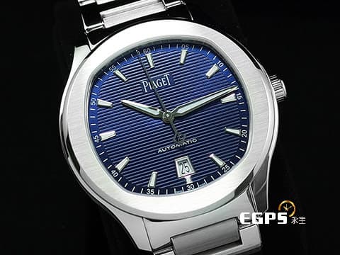 PIAGET 伯爵 Piaget Polo Date G0A41002 不鏽鋼材質 2025年卡&nbsp;藍色雕紋面盤 百搭易襯、標誌性的枕形錶殼造型，搭上暗夜藍橫向雕紋面盤散發出令人心動的高貴感 自動上鍊 42mm