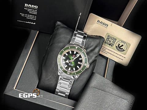 RADO 雷達 Captain Cook 庫克船長 R32105313 大三針 綠色陶瓷錶圈 綠色面盤 綠水鬼 不鏽鋼  2024年保單  潛水錶 自動上鍊 42mm