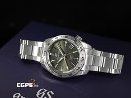 GRAND SEIKO 特級精工 GS 冠藍獅 精工 Sport Collection GMT SBGM247G <font color="#69830c">橄欖綠色面盤</font><font color="#FF0000"> </font>兩地時區 不鏽鋼<font color="#FF0000"> 2025年台灣公司貨 </font> 自動上鍊 40mm