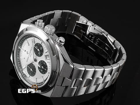 Vacheron Constantin 江詩丹頓 VC OverSea 縱橫四海系列 5520V/210A-B686 易拆卸替換錶帶裝置,完全無需工具即可替換喜愛的皮帶、橡膠帶或是鋼鍊帶 日內瓦印記 白熊貓面三眼計時面盤 2025年保卡 已貼膜 自動上鏈 42mm