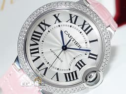 CARTIER 卡地亞 Ballon Bleu 藍氣球 WE900651 18K白金材質 <font color="#05f0f0">原廠鑲嵌鑽石錶圈 銀白色面盤</font> <font color="#ff0000">台灣公司貨 新錶定價:1,050,000 元</font> 自動上鍊 36mm