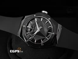 HUBLOT 宇舶 Classic Fusion 經典融合系列 ORLINSKI 聯名錶款 550.CS.1800.RX.ORL21 黑陶瓷材質 <font color="#bababa">3D立體切面錶殼</font> 黑色面盤 <font color="#ff0000">2025年保單</font> 自動上鍊 40mm