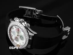 ROLEX 勞力士 Cosmograph Daytona 宇宙計時型 迪通拿 126589RBR 18K白金材質 <font color="#05f0f0">原廠鑲嵌36顆鑽石錶圈、8顆鑽石時標 鮮明對比黑、白兩色珍珠貝母面盤 </font><font color="#FF0000">2025年保卡 </font>賽車計時碼表 自動上鏈 40mm