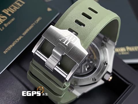 Audemars Piguet 愛彼 AP錶 Royal Oak Offshore Diver 皇家橡樹 離岸型 15720ST.OO.A052CA.01 軍綠色「Méga Tapisserie」超大型格紋面盤 ROO 不鏽鋼 潛水錶 2024年保單 最新錶帶快拆系統 15720 ST 自動上鍊 42mm