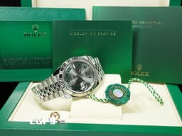 ROLEX 勞力士 DATEJUST 126334 蠔式日誌型 18K白金框 <font color="#05f0f0">溫布頓</font> <font color="#00FF00">綠羅馬時標灰色面盤</font> <font color="#FF0000">2024年新式保卡</font> <font color="#10f455">綠羅馬面</font> 自動腕錶 41mm