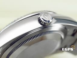 ROLEX 勞力士 Sky-Dweller 蠔式 天行者 326934 <font color="#5c5c5c">亮黑色面盤</font> 沙羅裝置 年曆錶 兩地時區 經典三角坑紋錶圈 <font color="#FF0000">2021年保單 蠔式(Oyster)三節錶帶</font> 自動上鏈 42mm