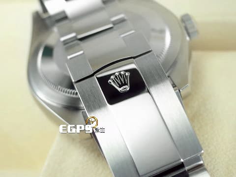 ROLEX 勞力士 Sky-Dweller 蠔式 天行者 326934 亮黑色面盤 沙羅裝置 年曆錶 兩地時區 經典三角坑紋錶圈 2021年保單 蠔式(Oyster)三節錶帶 自動上鏈 42mm