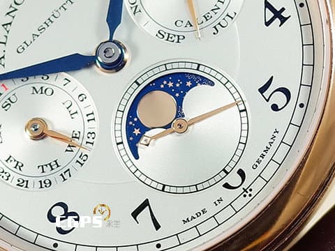 A.LANGE & SOHNE 朗格 1815 Annual Calendar 年曆腕錶 238.032 18K玫瑰金材質 銀白色面盤 藍鋼指針 星空般閃爍的月相顯示 2019年保單 手上鍊 40mm