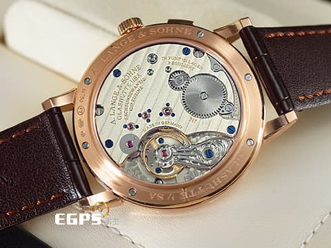 A.LANGE & SOHNE 朗格 1815 Annual Calendar 年曆腕錶 238.032 18K玫瑰金材質 銀白色面盤 藍鋼指針 星空般閃爍的月相顯示 2019年保單 手上鍊 40mm