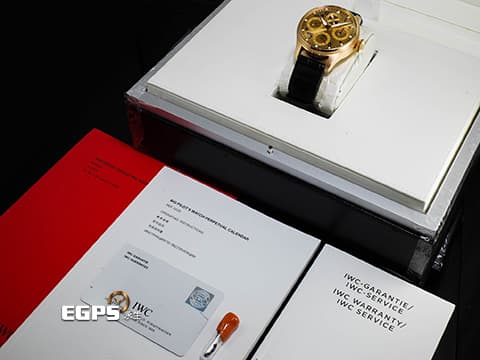 IWC 萬國 BIG PILOTS 大飛行員 萬年曆 IW502639 18K玫瑰金材質 七日鍊動力儲存顯示 經典南北月相萬年曆腕錶、四位數字年份顯示 自動上鍊 46mm