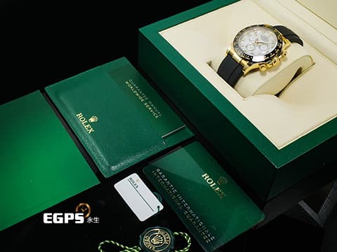 ROLEX 勞力士 Daytona 宇宙計時型 迪通拿 116518LN 計時碼表 陶瓷錶圈 18K黃金材質 產量極為稀少 珍珠貝母面盤 原廠鑲嵌鑽石時標 2021年新式保卡 自動上鍊 40mm