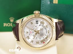 ROLEX 勞力士 Sky-Dweller 蠔式 天行者 326138 <font color="#f9e353">絕版羅馬數字時標面盤 18K黃金材質</font> 沙羅裝置 年曆錶 經典三角坑紋錶圈 <font color="#ff0000">2017年保卡</font> 自動上鏈 42mm