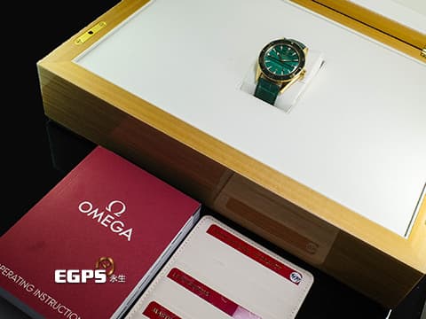 OMEGA 歐米茄 Seamaster 海馬系列 海馬300 234.63.41.21.99.001 18K黃金材質 23463412199001 孔雀石 深綠色面盤 綠金色奢華搭配 2023年保卡 台灣公司貨 自動上鍊 41mm