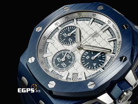 Audemars Piguet AP錶 愛彼 Royal Oak Offshore 皇家橡樹離岸型 飛返計時碼錶 26420CD.OO.A029VE.01 深藍色「雲夜藍50」陶瓷材質 米色「Méga Tapisserie」超大型格紋裝飾錶面 2026年保卡 兩款風格橡膠錶帶 新式快拆功能 僅試戴近新品 自動上鏈 43mm