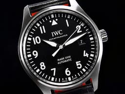 IWC 萬國 Schaffhausen Mark XVIII 馬克十八 飛行員 IW327001 經典款 <font color="#ff0000">防磁軟鐵內殼抗干擾提升精確度</font> 自動上鍊 40mm