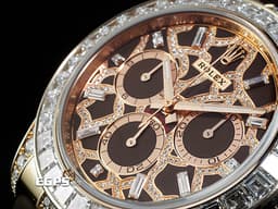 ROLEX 勞力士 Daytona 宇宙計時型 迪通拿 126555TBR 18K永恆玫瑰金材質 <font color="#ffe6d9">2025年最新</font><font color="#fa00fa">頂級VVVVVVIP</font><font color="#ffe6d9">隱藏款 長頸鹿 原廠鑲嵌鑽石面盤、錶耳 原廠鑲嵌36顆梯形鑽石錶圈  </font><font color="#05f0f0">周杰倫收藏款</font><font color="#ffe6d9"> </font><font color="#ff0000">2025年保卡</font><font color="#ffe6d9"> </font>自動上鍊 40mm