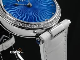 BOVET 播威 Miss Audrey AS36061SD12 不鏽鋼材質 <font color="#05f0f0">原廠鑲嵌103顆鑽石錶圈、錶耳 藍色電光藍機刻紋面盤 </font> <font color="#ff0000">附原廠項鍊 可作為腕錶佩戴、或作為項鍊佩戴 2025年保單 新錶訂價:1,050,000元</font> 自動上鍊 36.2mm