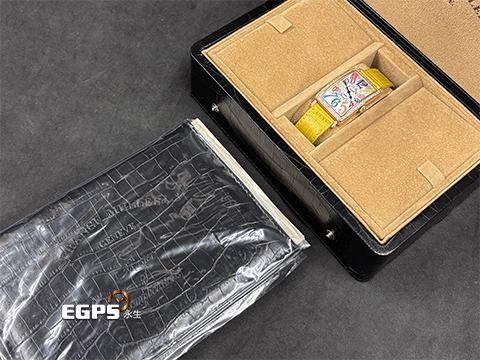 Franck Muller 法蘭穆勒 Color Dreams 952 QZ COL 18K玫瑰金材質 <font color="#05f0f0">銀白色放射狀雕紋面盤 原廠鑲嵌鑽石錶圈</font><font color="#FF0000"> </font><font color="#fafa01">彩色藝術數字時標 </font>石英機芯 26x44mm