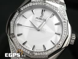 HUBLOT 宇舶 Classic Fusion 經典融合 ORLINSKI 聯名款 550.NS.2200.RW.1804.ORL20 <font color="#dad8d8">原廠鑲鑽 白色切面立體錶盤</font><font color="#ff0000"> </font>鈦金屬+不鏽鋼材質<font color="#ff0000"> 2025年保單 </font>自動上鍊 40mm