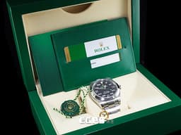 ROLEX 勞力士 Oyster Perpetual 蠔式 Air-King 空中霸王 116900 不鏽鋼材質 <font color="#32cd32">綠色秒針、ROLEX品牌銘刻</font> <font color="#FFFF00">黃色皇冠</font>
<font color="#ff0000">2018年保卡 台灣公司貨</font> 飛行錶 自動上鍊 40mm