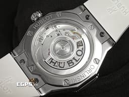 HUBLOT 宇舶 Classic Fusion 經典融合 ORLINSKI 聯名款 550.NS.2200.RW.ORL20 鈦金屬+不鏽鋼 <font color="#bababa">3D立體切面錶殼、白色面盤 呈現鑽石般折射光澤</font> 大三針 <font color="#ff0000">2025年保單</font> 自動上鍊 40mm