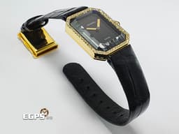 CHANEL 香奈兒 PREMIÈRE 首映系列 H0094 18K黃金材質 <font color="#05f0f0">鑲嵌凸圓形縞瑪瑙錶冠、</font><font color="#ff0000">原廠鑲嵌鑽石錶圈 </font>石英機芯 25×19mm