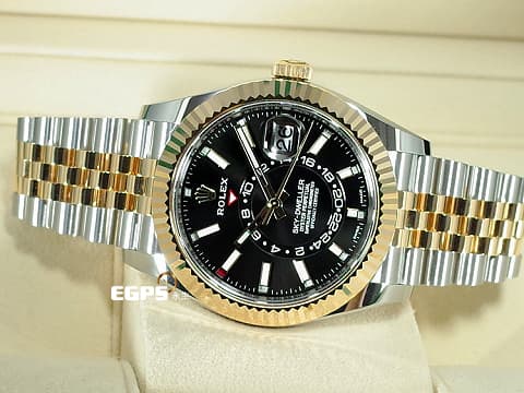 ROLEX 勞力士 Sky-Dweller 326933 蠔式 天行者 黑色面盤 沙羅系統 年曆錶 兩地時區 18K黃金 半金款 經典三角坑紋外圈 2021年保單 紀念型(Jubilee)五銖錶帶 自動上鍊 42mm