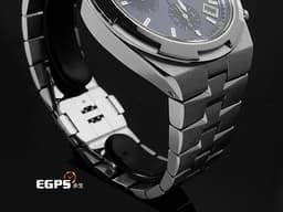 Vacheron Constantin 江詩丹頓 VC OverSea 縱橫四海系列 5520V/210A-B148 <font color="#FF00FF"> 易拆卸替換錶帶裝置,完全無需工具即可替換喜愛的皮帶、橡膠帶或是鋼鍊帶,日內瓦印記 </font> <font color="#70cce1"> 藍色三眼計時面盤</font> <font color="#FF0000"> 2025年保卡 </font> 自動上鏈 42mm