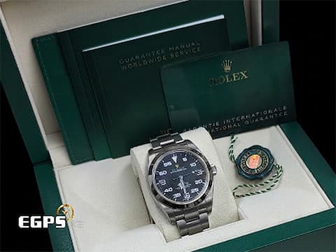 ROLEX 勞力士 Oyster Perpetual 蠔式 Air-King 空中霸王 116900 不鏽鋼材質 綠色秒針、ROLEX品牌銘刻 黃色皇冠
2021年保卡 飛行錶 自動上鍊 40mm