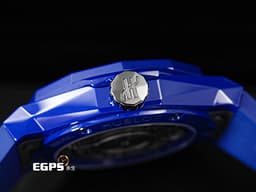 HUBLOT 宇舶 Classic Fusion 經典融合 ORLINSKI 聯名款 550.ES.5100.RX.ORL21 <font color="#3b74e8">立體切面藍陶瓷錶殼、藍色面盤</font> 大三針 <font color="#ff0000">2025年保單</font> 自動上鍊 40mm