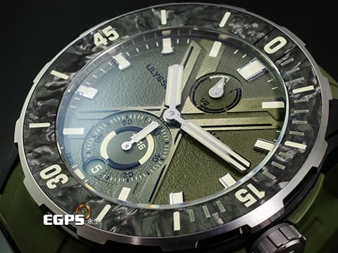 Ulysse Nardin 雅典 Diver NET 1183-170-8A 不鏽鋼材質 碳纖維材質錶圈 卡其色紋路面盤 淺水錶 動力儲存顯示 2025年保卡 自動上鍊 44mm