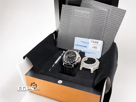 PANERAI 沛納海 Luminor Marina PAM111 小秒針 不鏽鋼 夜光黑色三明治面盤 PAM00111 最能代表小沛的經典款式 手上鍊 44mm