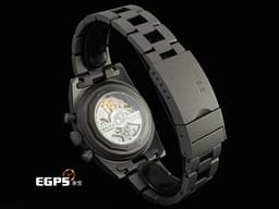 ZENITH 真力時 CHRONOMASTER 97.T384.400 Revival Safari復刻版 <font color="#058703">啞光微噴砂鈦金屬材質 「Ladder」錶鏈 深綠色熊貓錶盤</font> <font color="#f9eac3">米色螢光指針及時標</font> <font color="#ff0000">2025年保卡 專賣店限定款 僅收藏未使用品</font> 自動上鍊 37mm