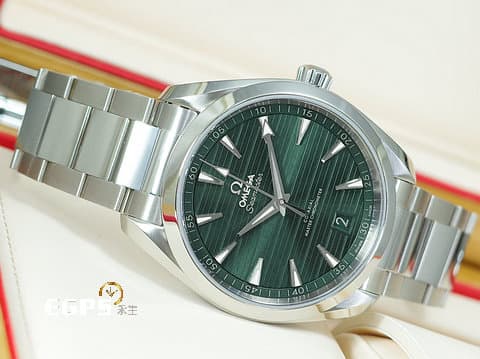OMEGA 歐米茄 Seamaster 海馬 Aqua Terra 150系列 220.10.41.21.10.001 綠色柚木甲板紋面盤 大三針 不鏽鋼材質 同軸擒縱 2022年保卡 自動上鍊 41mm