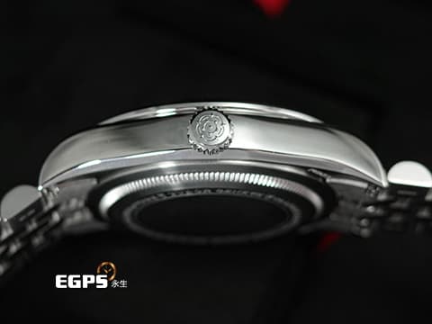 TUDOR 帝舵 Heritage Black Bay 碧灣 79680-0006 淺香檳色面盤 原廠鑽石時標 79680 雪花針 大三針 不鏽鋼 2026年保卡 自製機芯 最新五節錶帶搭配「T-fit」快調錶扣 潛水錶 自動上鍊 41mm