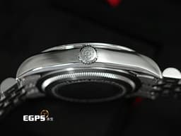 TUDOR 帝舵 Heritage Black Bay 碧灣 79680-0006 <font color="#d5d1b4">淺香檳色面盤 原廠鑽石時標</font> 79680 雪花針 大三針 不鏽鋼 <font color="#ff0000">2026年保卡 自製機芯 最新五節錶帶搭配「T-fit」快調錶扣</font> 潛水錶 自動上鍊 41mm