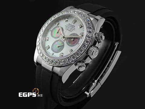 ROLEX 勞力士 Cosmograph Daytona 宇宙計時型 迪通拿 126589RBR 18K白金材質 原廠鑲嵌36顆鑽石錶圈、8顆鑽石時標 鮮明對比黑、白兩色珍珠貝母面盤 2025年保卡 賽車計時碼表 自動上鏈 40mm