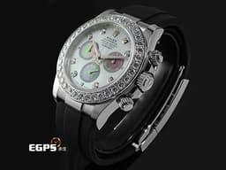 ROLEX 勞力士 Cosmograph Daytona 宇宙計時型 迪通拿 126589RBR 18K白金材質 <font color="#05f0f0">原廠鑲嵌36顆鑽石錶圈、8顆鑽石時標 鮮明對比黑、白兩色珍珠貝母面盤 </font><font color="#FF0000">2025年保卡 </font>賽車計時碼表 自動上鏈 40mm