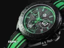 TAG HEUER 泰格豪雅 F1系列 Formula 1 CAZ1113.FC8189 黑色PVD不鏽鋼材質 <font color="#12af32">黑色格紋面盤搭配綠色指針、時標、刻度</font> <font color="#05f0f0">1/10秒計時功能</font> <font color="#ff0000">2026年保卡</font> 石英機芯 42mm