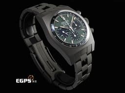 ZENITH 真力時 CHRONOMASTER 97.T384.400 Revival Safari復刻版 <font color="#058703">啞光微噴砂鈦金屬材質 「Ladder」錶鏈 深綠色熊貓錶盤</font> <font color="#f9eac3">米色螢光指針及時標</font> <font color="#ff0000">2025年保卡 專賣店限定款 僅收藏未使用品</font> 自動上鍊 37mm